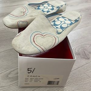 Coach NEW never worn zoey suede slide